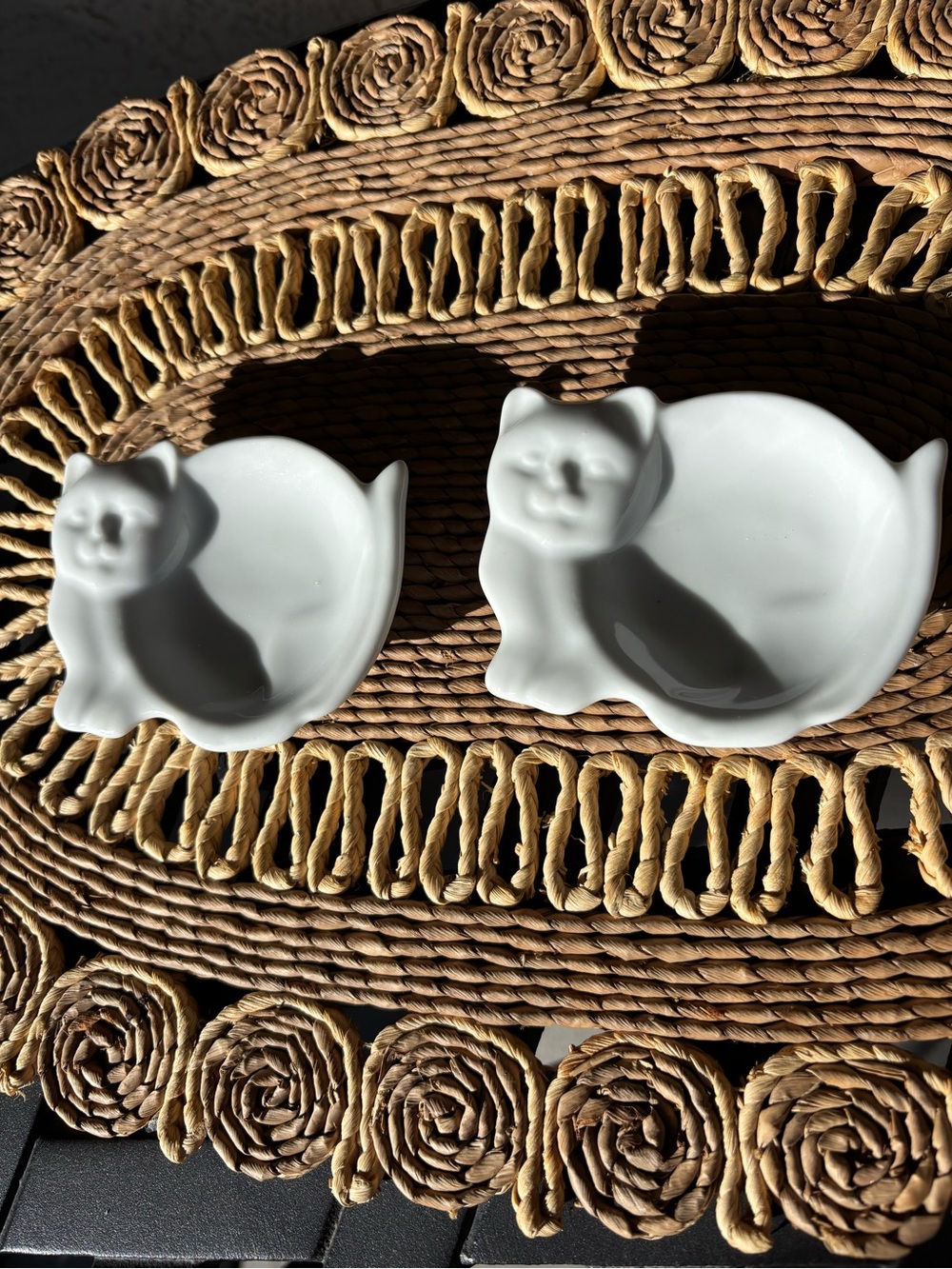 Ch. Naber Elberfeld Germany 2 Ceramic Cat Trinket Dish - White